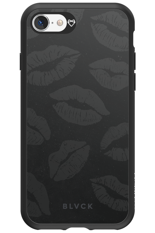 Dark Lips - Apple iPhone SE 2022