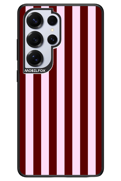 Circus Romance - Samsung S25 Ultra