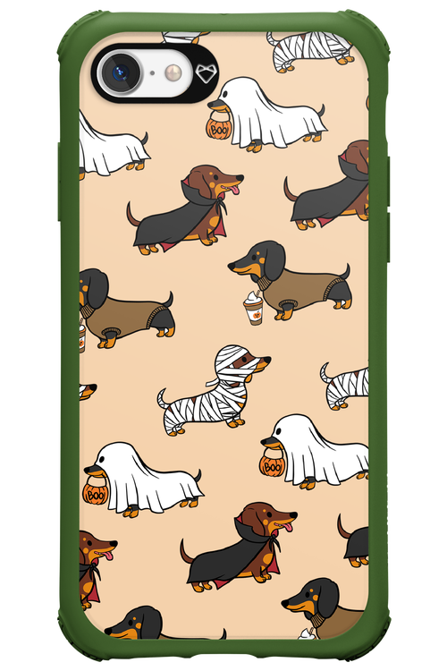 Scary Dachshund - Apple iPhone 7