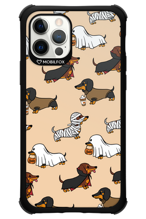Scary Dachshund - Apple iPhone 12 Pro