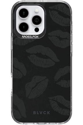Dark Lips - Apple iPhone 16 Pro Max
