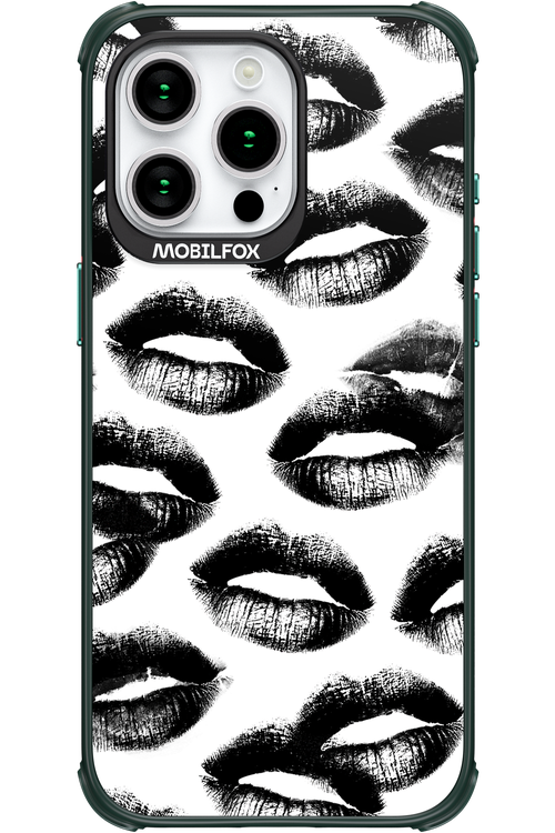 Ghost Kiss - Apple iPhone 15 Pro Max