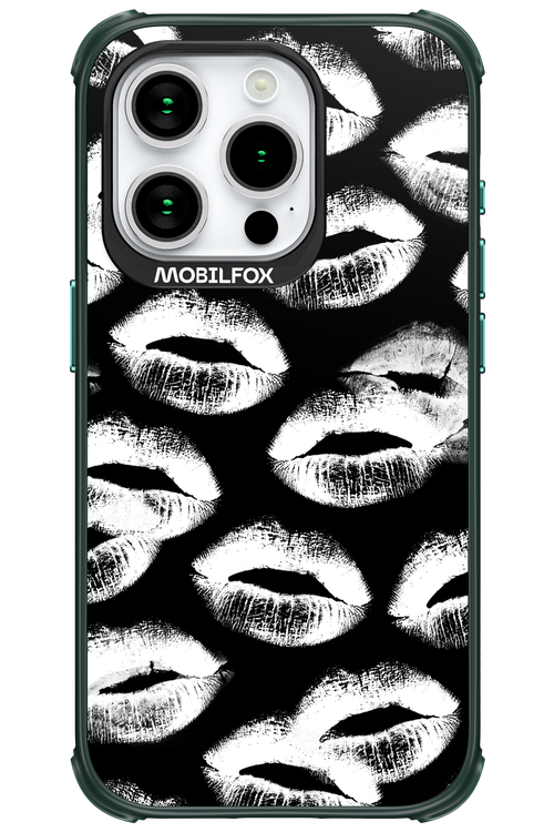 Ghost Kiss Black - Apple iPhone 15 Pro