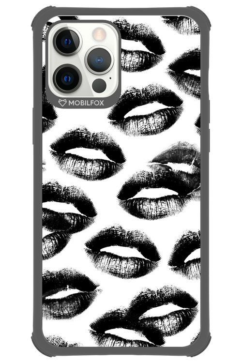 Ghost Kiss - Apple iPhone 12 Pro Max