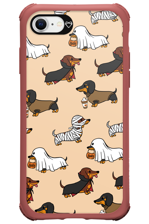 Scary Dachshund - Apple iPhone 8