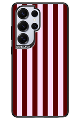 Circus Romance - Samsung S25 Ultra