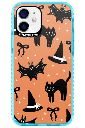 Cat & Bat - Apple iPhone 12