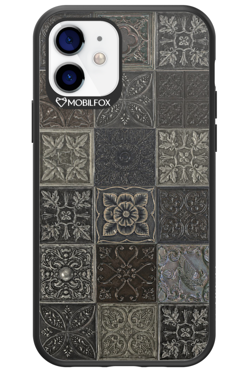 Tiles 2.0 - Apple iPhone 12