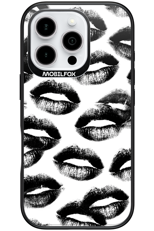 Ghost Kiss - Apple iPhone 16 Pro