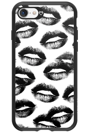 Ghost Kiss - Apple iPhone SE 2022