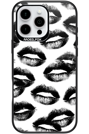 Ghost Kiss - Apple iPhone 16 Pro Max