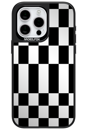 Chess Mirror - Apple iPhone 15 Pro Max